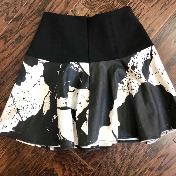 NWOT Tibi Plash Stretch Twill Yoked Skirt - Picture 5 of 8